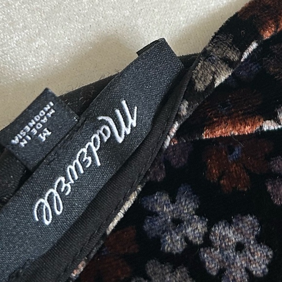 Madewell Burnout Velvet Charcoal Petite Blooms Tulip-Sleeve Ruffle Blouse Med - Picture 11 of 12